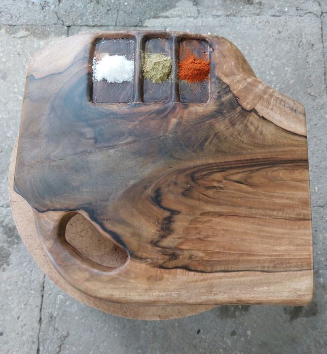 Дъска за мезета от орех