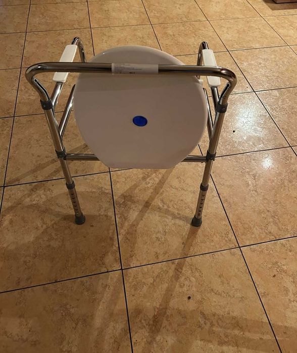 Cadru de mers si cadru toaleta