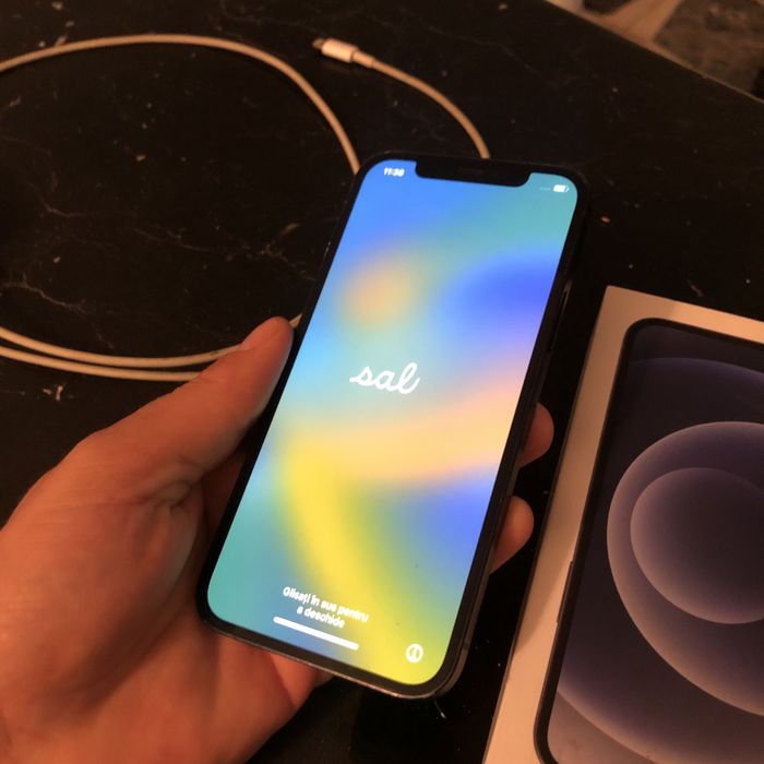Iphone 12 negru 68 gb