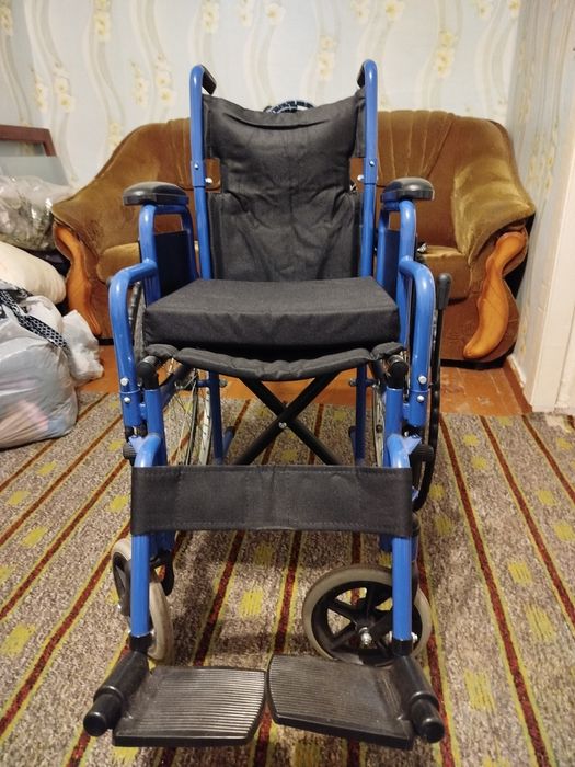 Коляска инвалидная