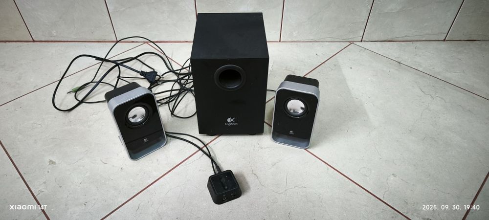 Vand boxer 2.1  Logitech sí Genius