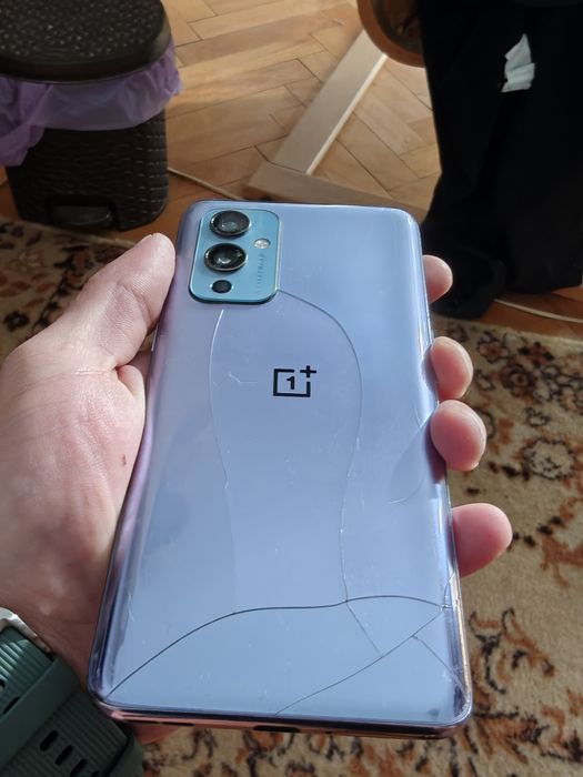 OnePlus 9 5g 8/128 GB