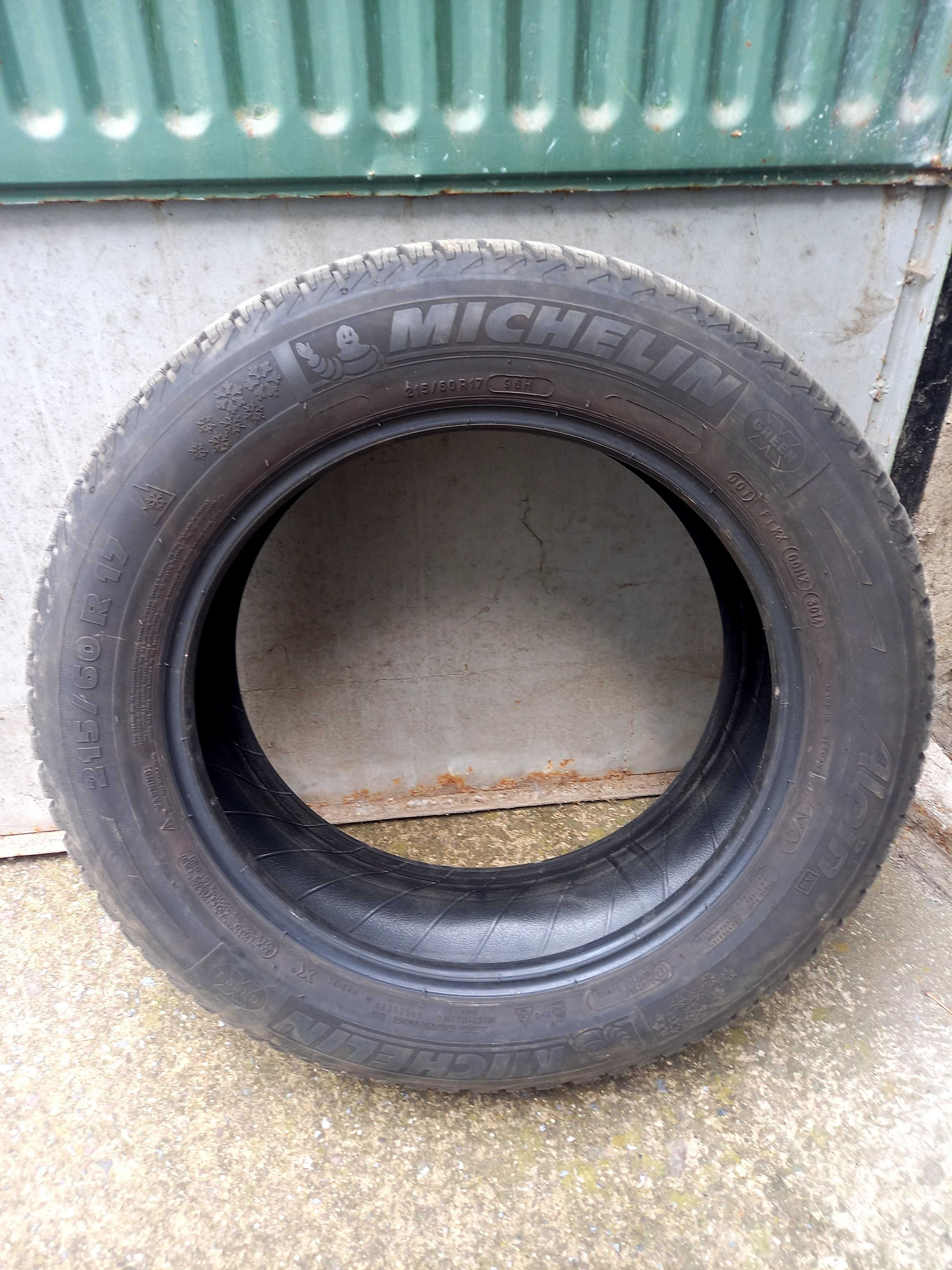 Продава 4 бр зимни гуми 215/60 R 17.    Michelin