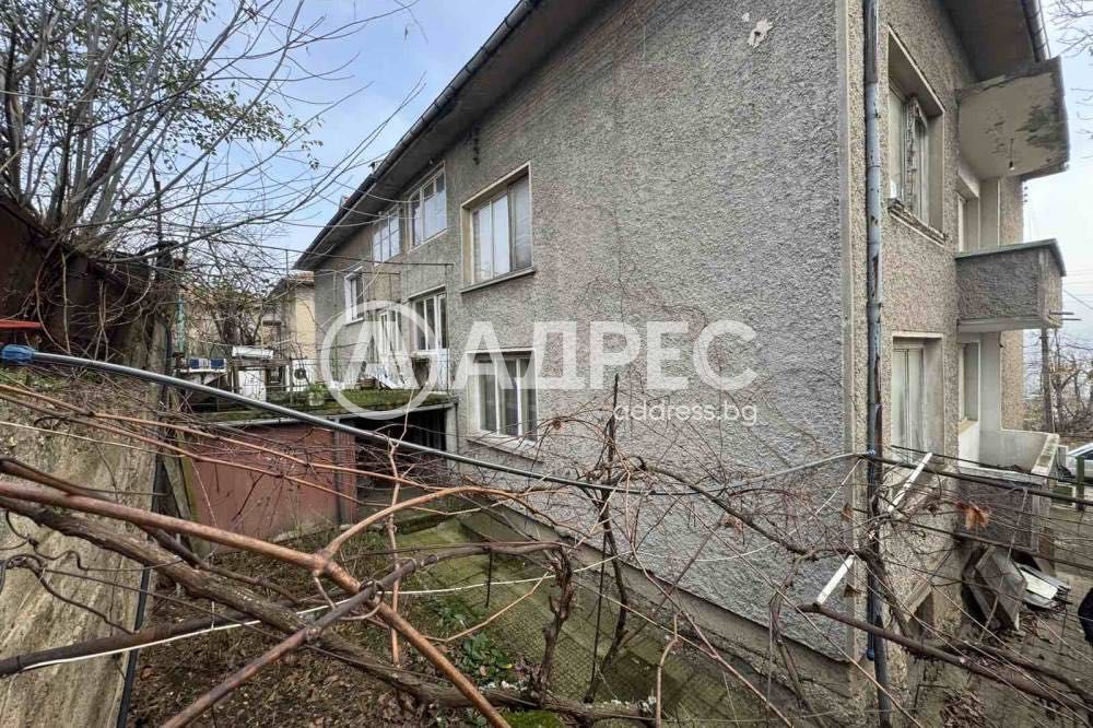 Продава се Многостаен апартамент в Попово - 112 кв.м за 269 €/кв.м - Снимка #1