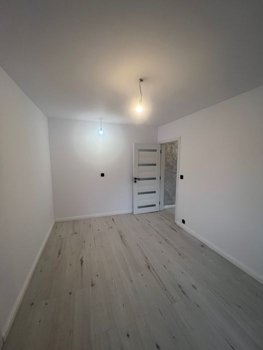 Apartament de vanzare cu 3 camere,finisat complet, Dambu