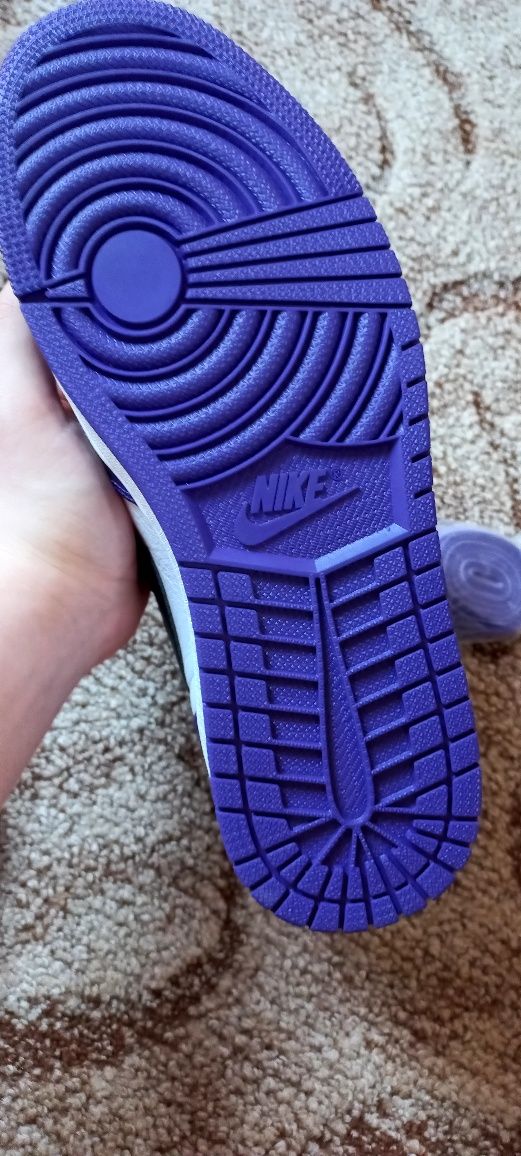 Nike Air Jordan 1 Retro High Court Purple 42/43
