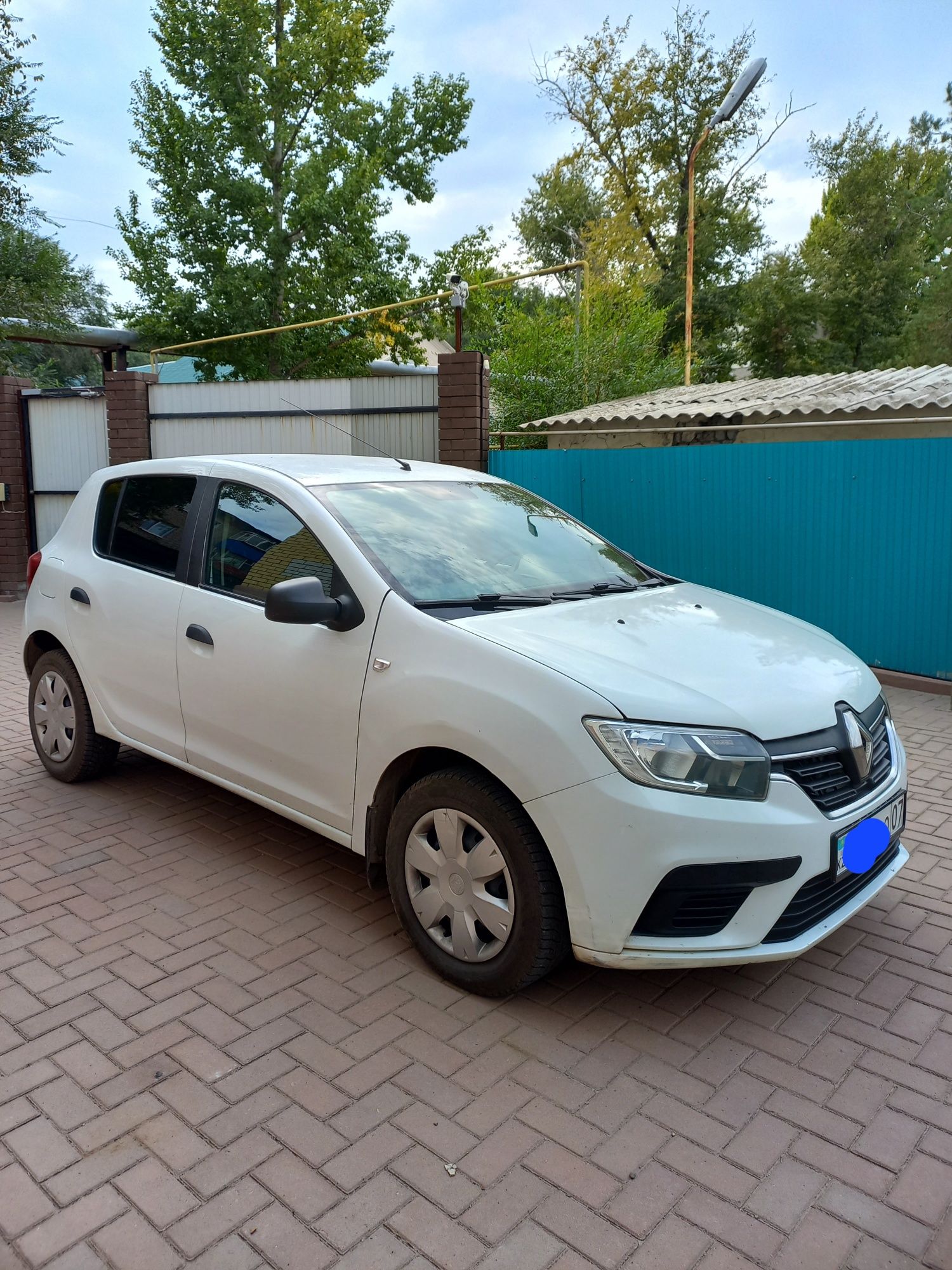 Продаётся Renault Sandero.