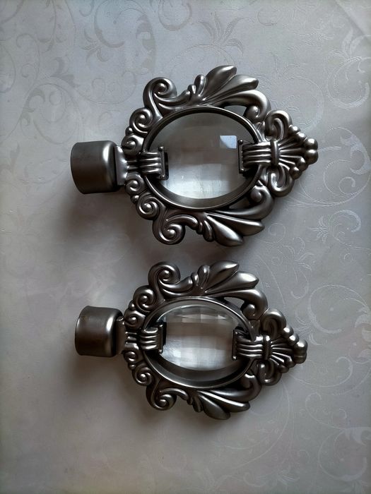 Карниз.  Гардина