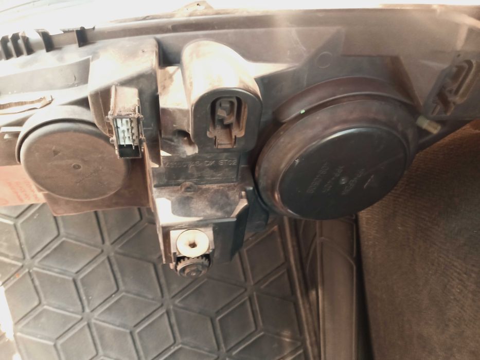 Peugeot 307 2006 фарове