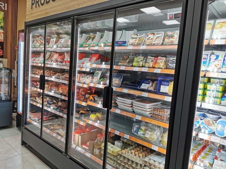 Vitrina Frigorifica Supermarket 3,82m / 6 usi/ Agregat Extern / Nou