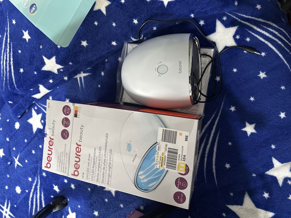 Set masa si cu accesorii unghii