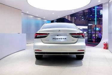 Marvel  Roewe ER6 CIP Tashkent