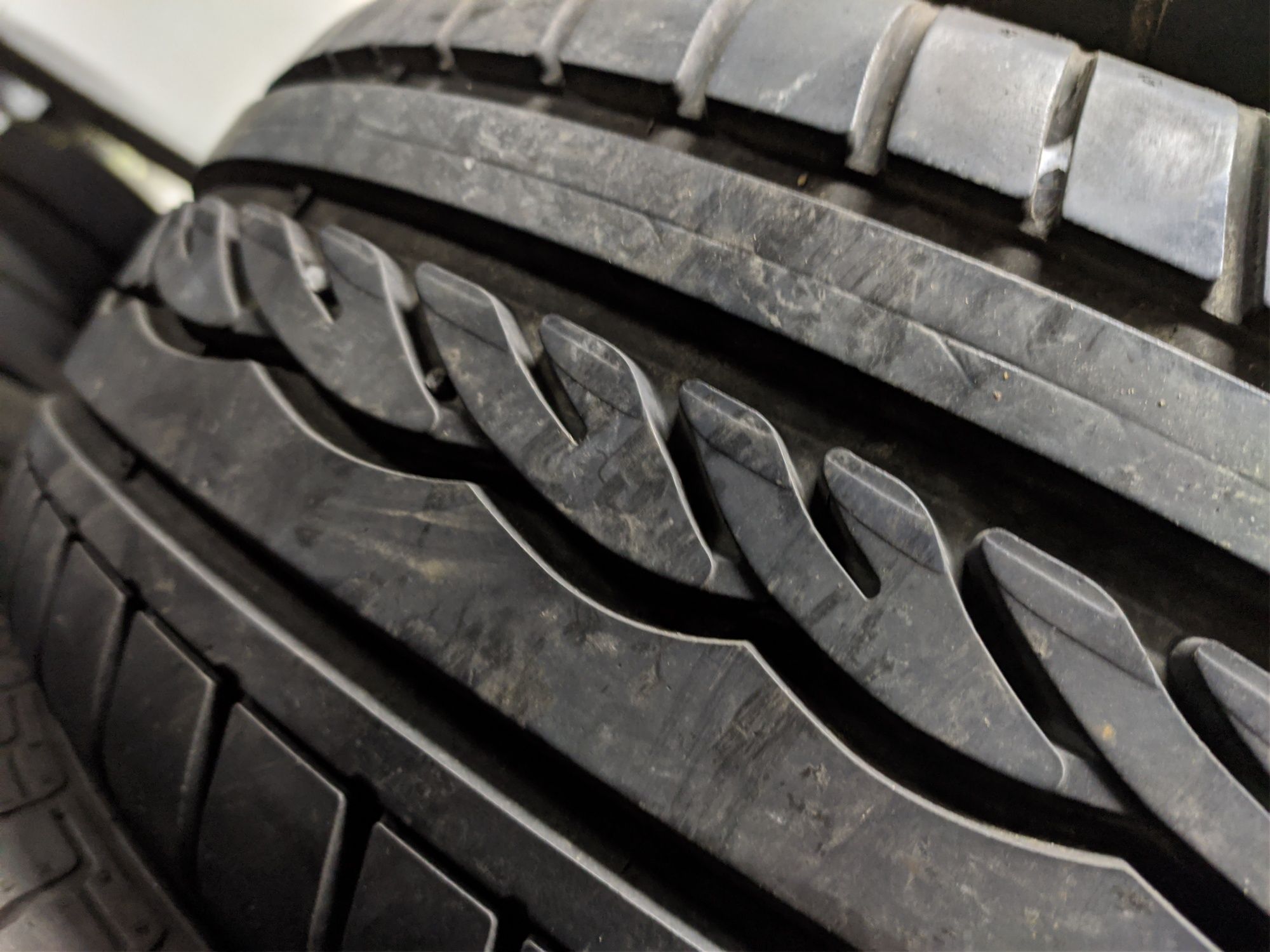 4бр Летни гуми 195 55 15 -Dunlop