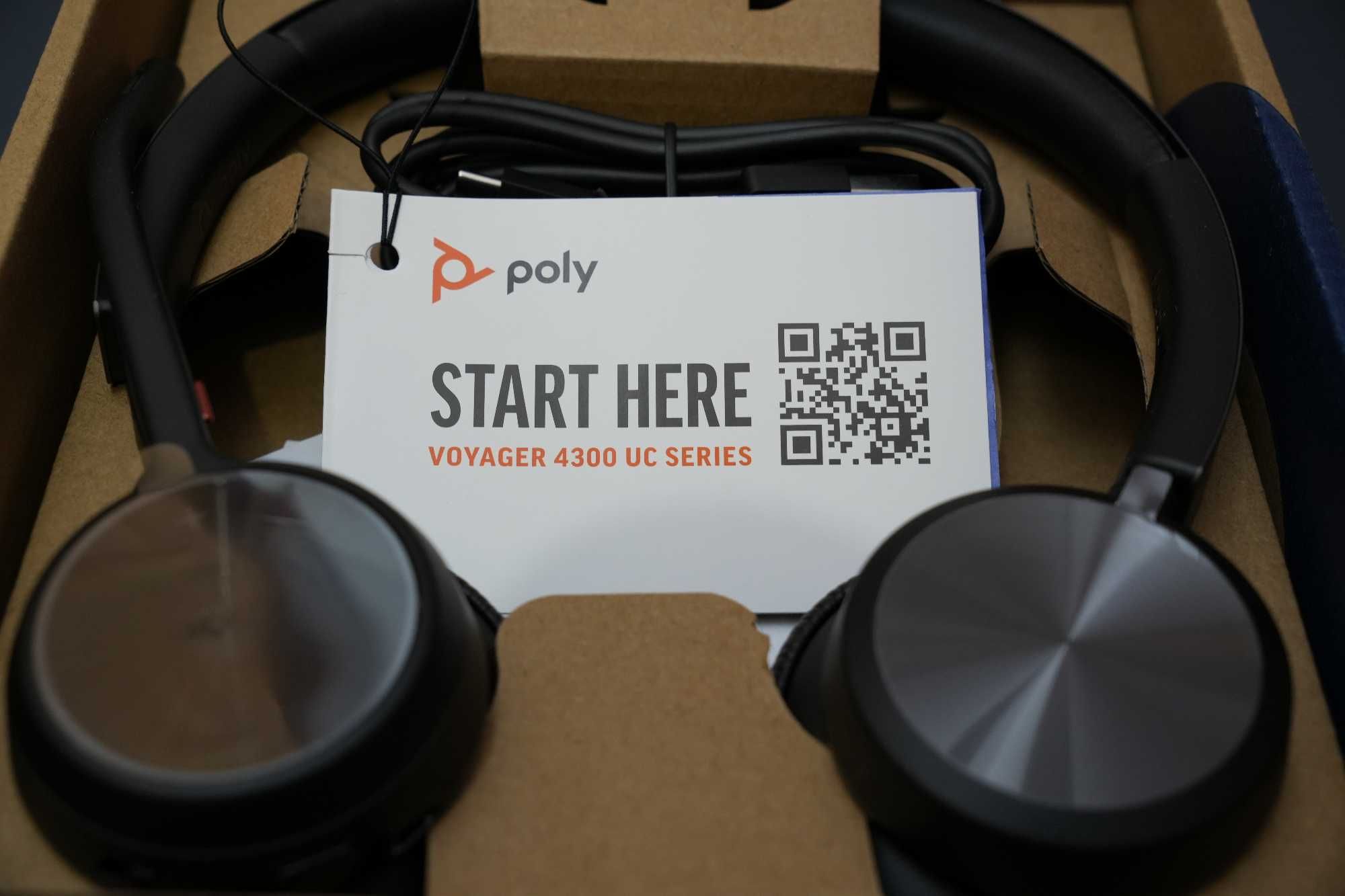 Продавам нови безжични слушалки Poly Voyager 4320 UC