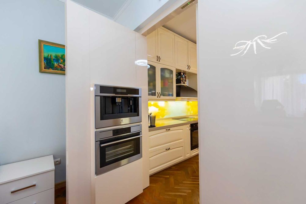 Дава се под наем Четиристаен апартамент в София, Изток - 115 кв.м за 350 € - Снимка #5