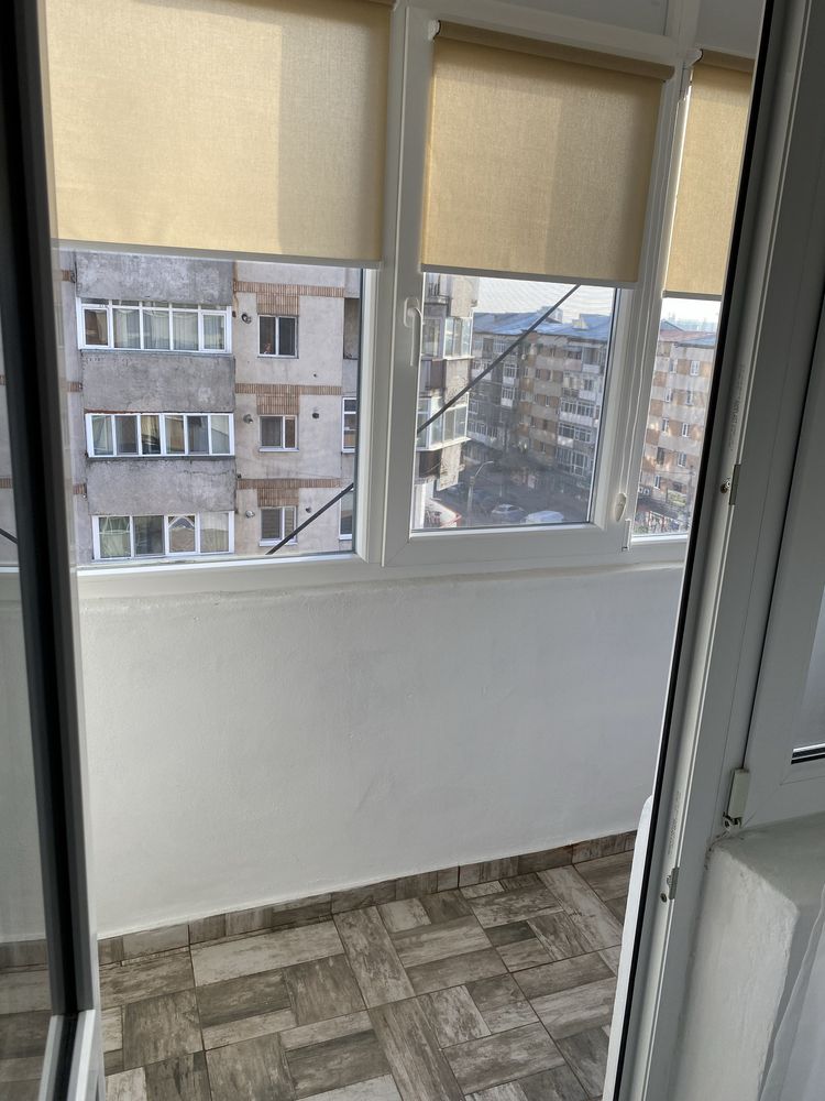 Vand Apartamnet in blocul cu minisat