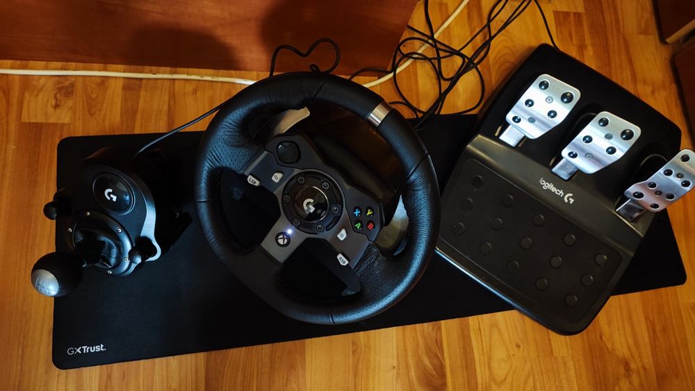 Logitech G920 Volan gaming + schimbator