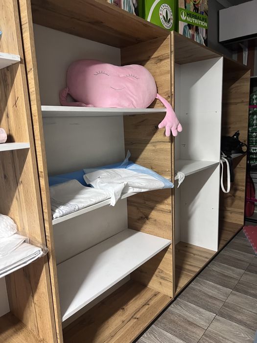 Стеллаж полки качественные для магазинов и офиса