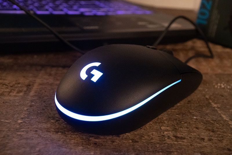 Мышки игровые Logitech G102 LIGHTSYNC, в упаковках