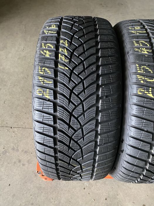 Anvelope iarna 215/45/16 Goodyear Ultra Grip Performance 215 45 16 R16