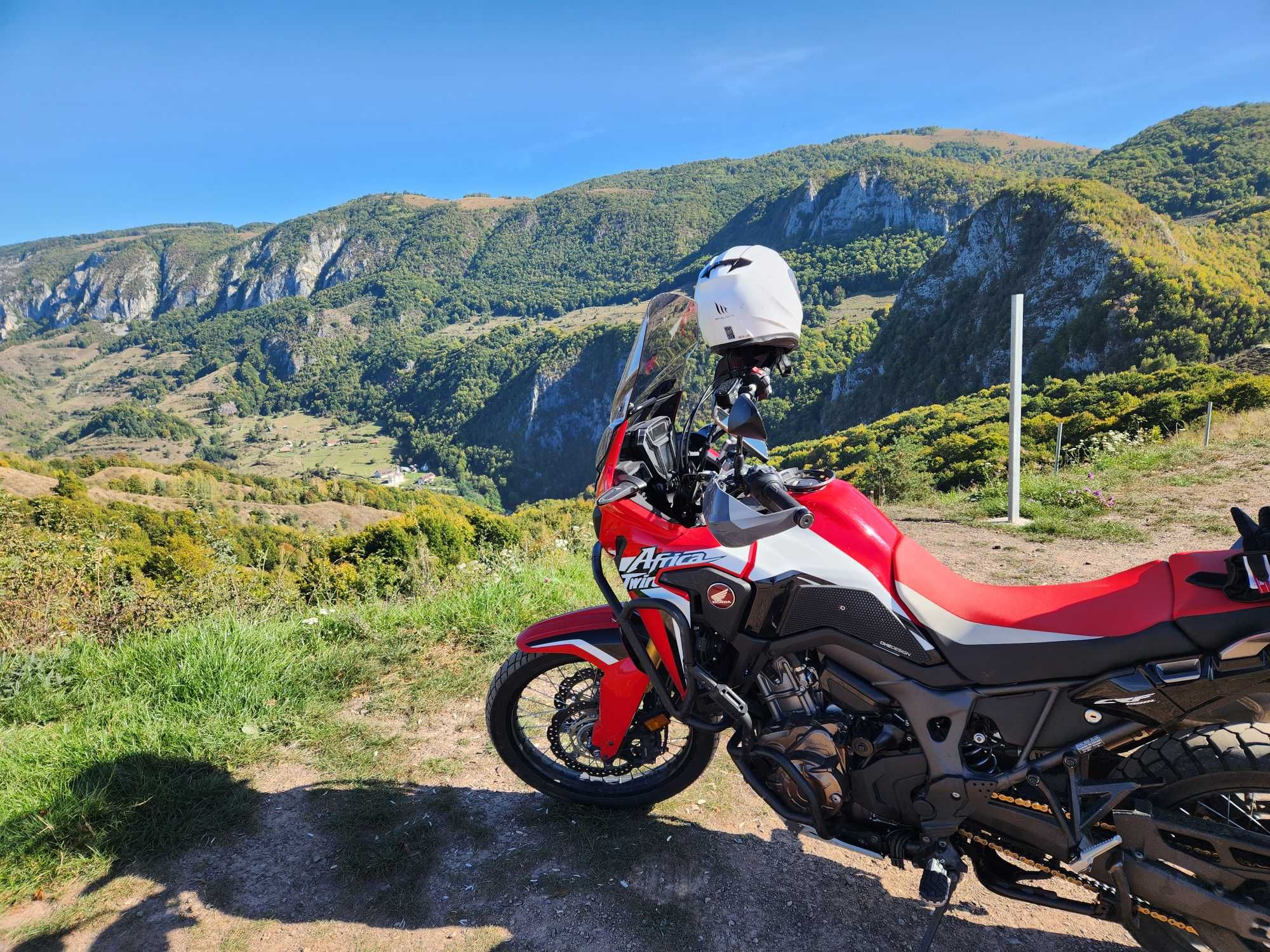 Honda Africa Twin DCT 2017 Suspensii Hyperpro