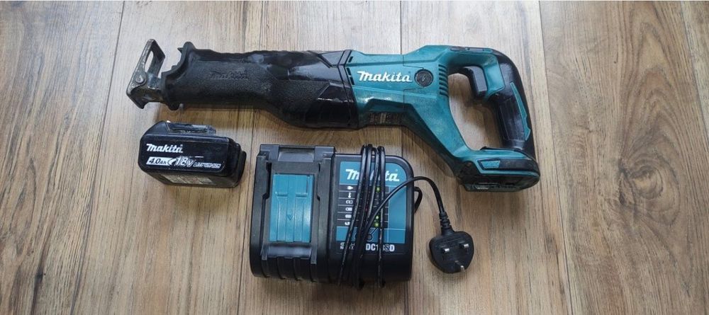 Шлайф ръчен циркуляр трион Макита Makita 18v