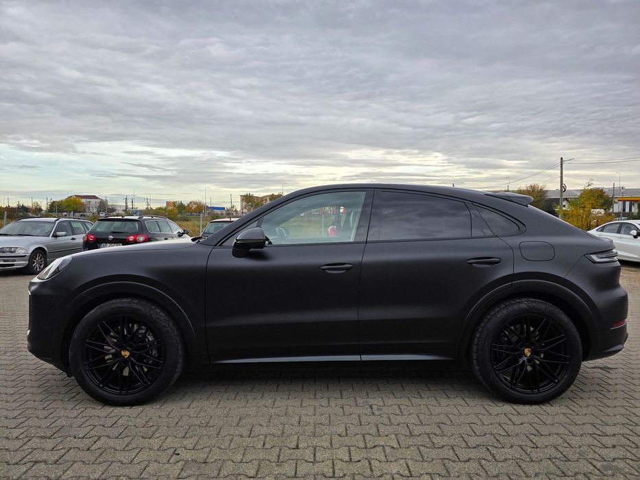Porsche Cayenne Coupe Stare Perfecta/Negru Matte/Panoramic/E-hybrid/470 CP