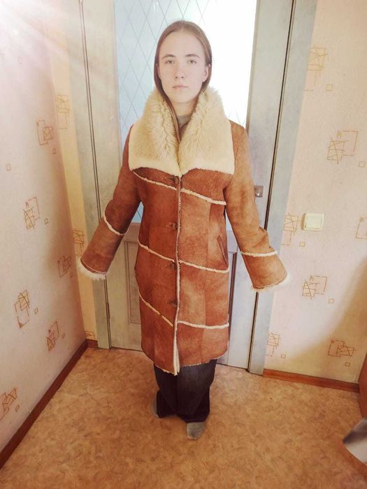 Продам дублёнку женскую