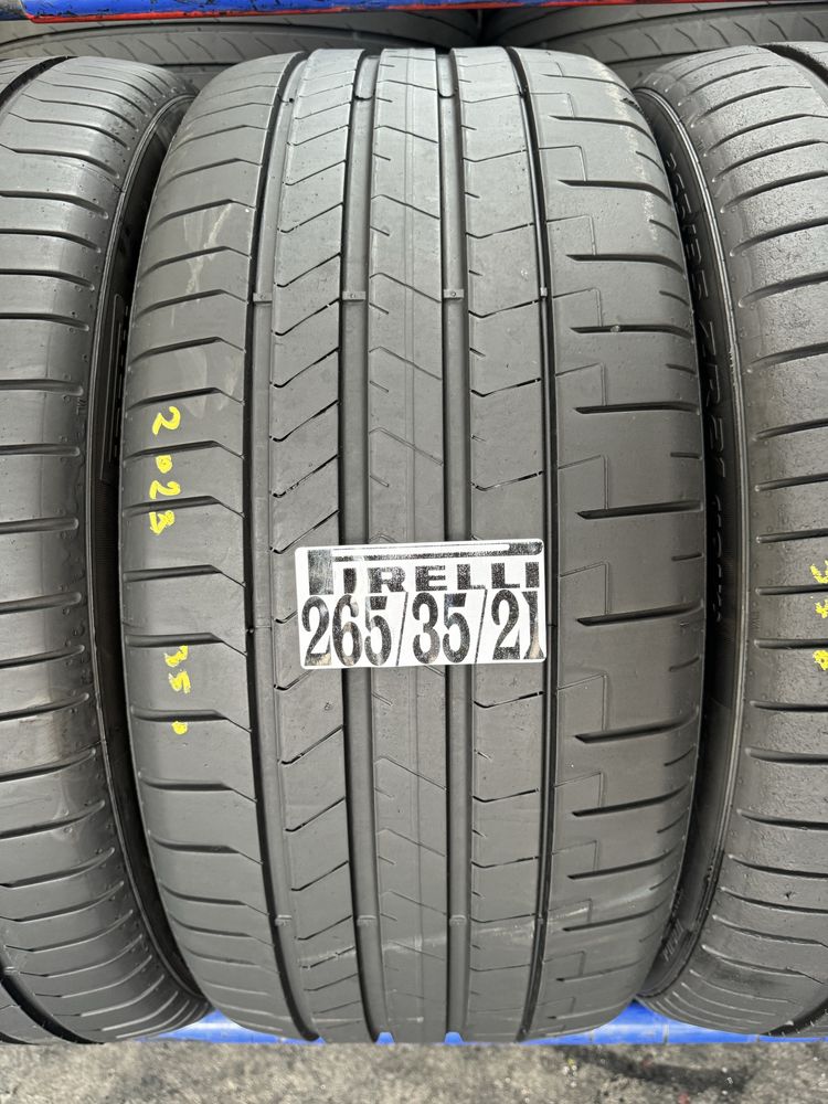 265/35/21 Pirelli