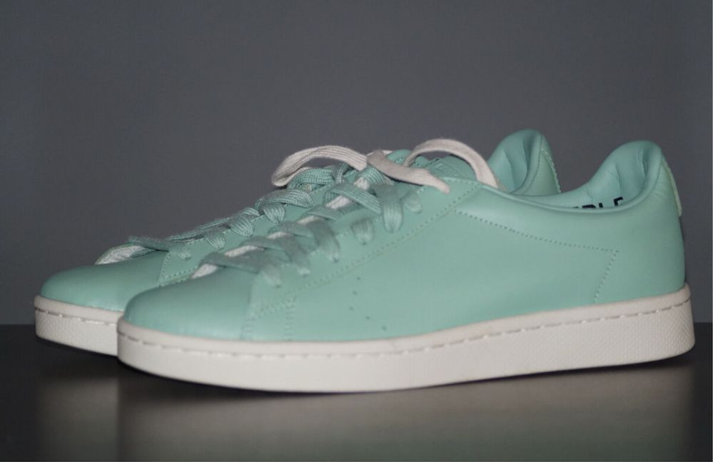 Converse leather pro