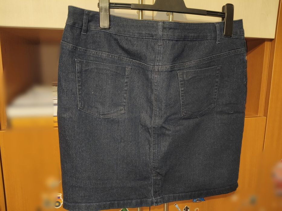 Fusta de blugi noua 48
