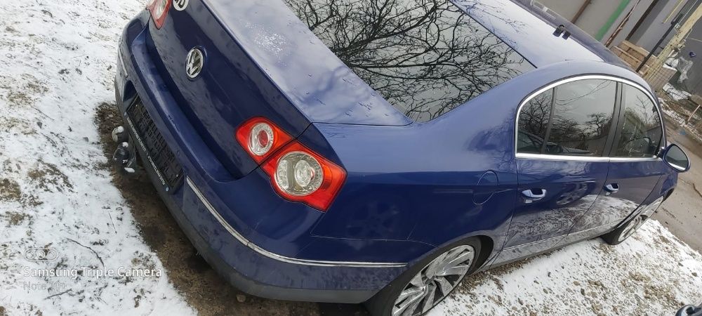 Dezmembrez Volkswagen Passat B6 2.0 TDi 140 CP an 2005 cod motor BKP