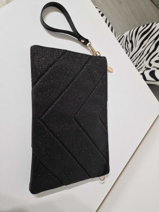 Genți din piele noi