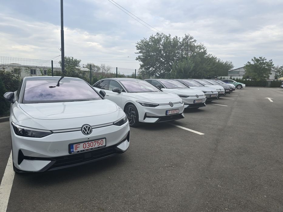 Inchiriem Volkswagen ID.7- Nistour.ro