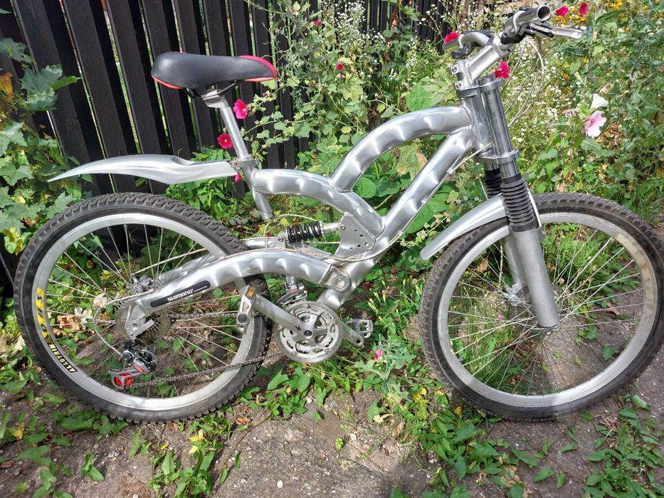 Vand bicicleta DHS, 21 viteze, componente Shimano