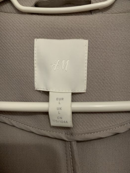 Сиво палто от H&M