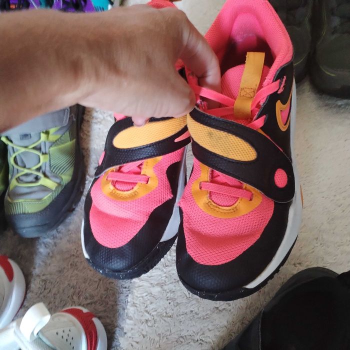 Маратонки nike, adidas