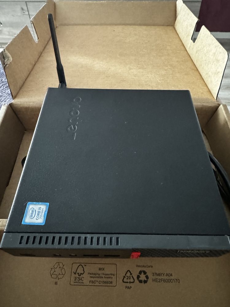 Lenovo ThinkCentre M710q i5 7400t,8gb ram, 500 gb SSD WD Blue