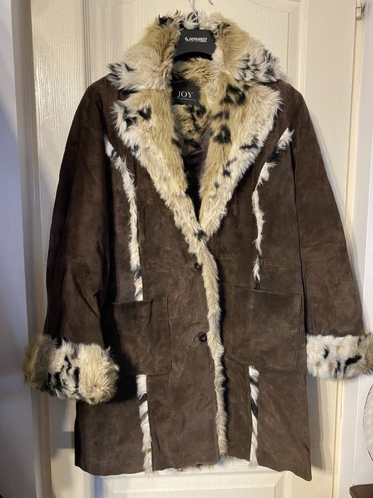 Haină scurtă de blană animal print