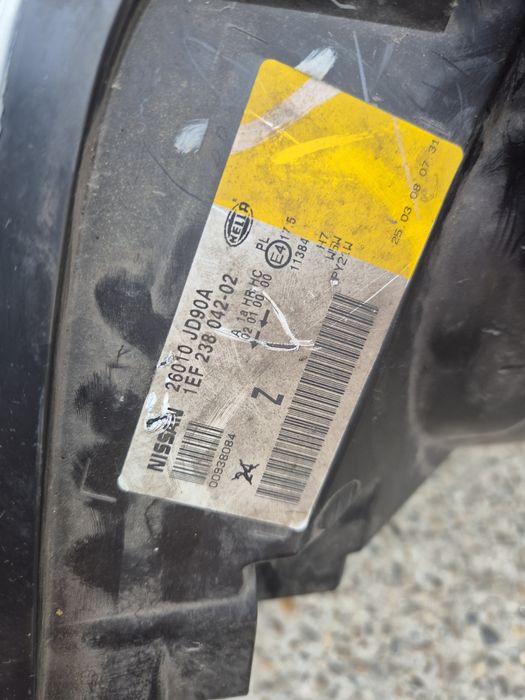 Far Dreapta Nissan Qashqai J10. 2006-2009. Volan stinga.