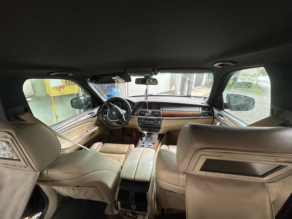 BMWx5in rate,e70,3.0D,automat245cai,full,factura,carte service,in rate