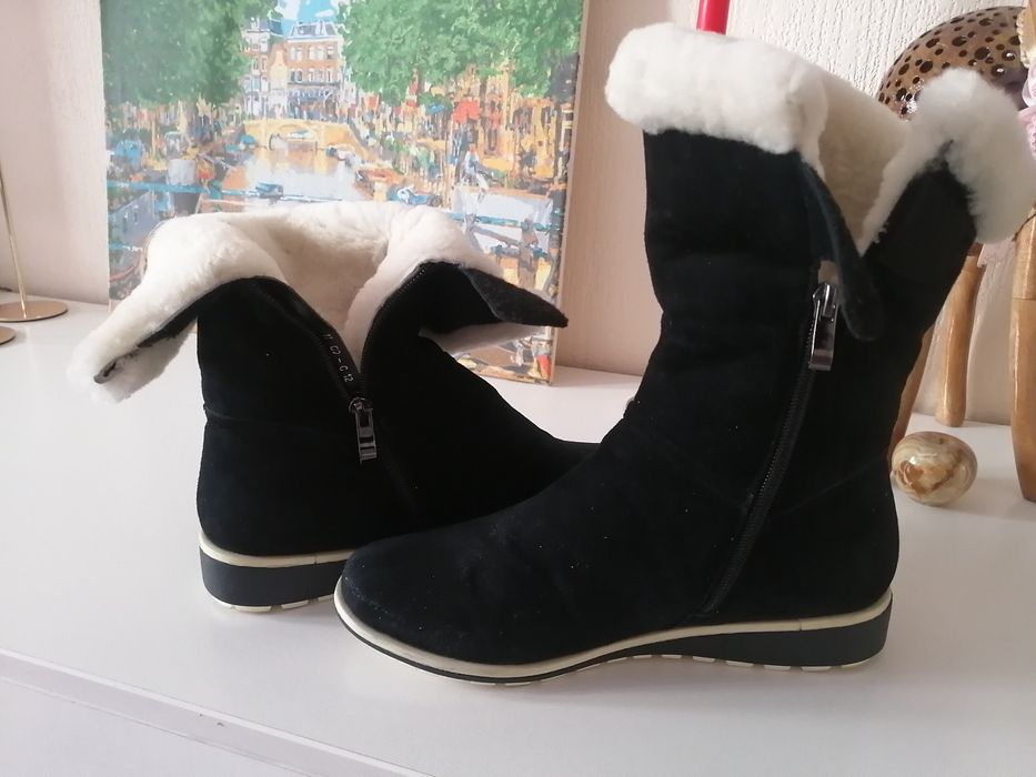 Женские зимние сапоги