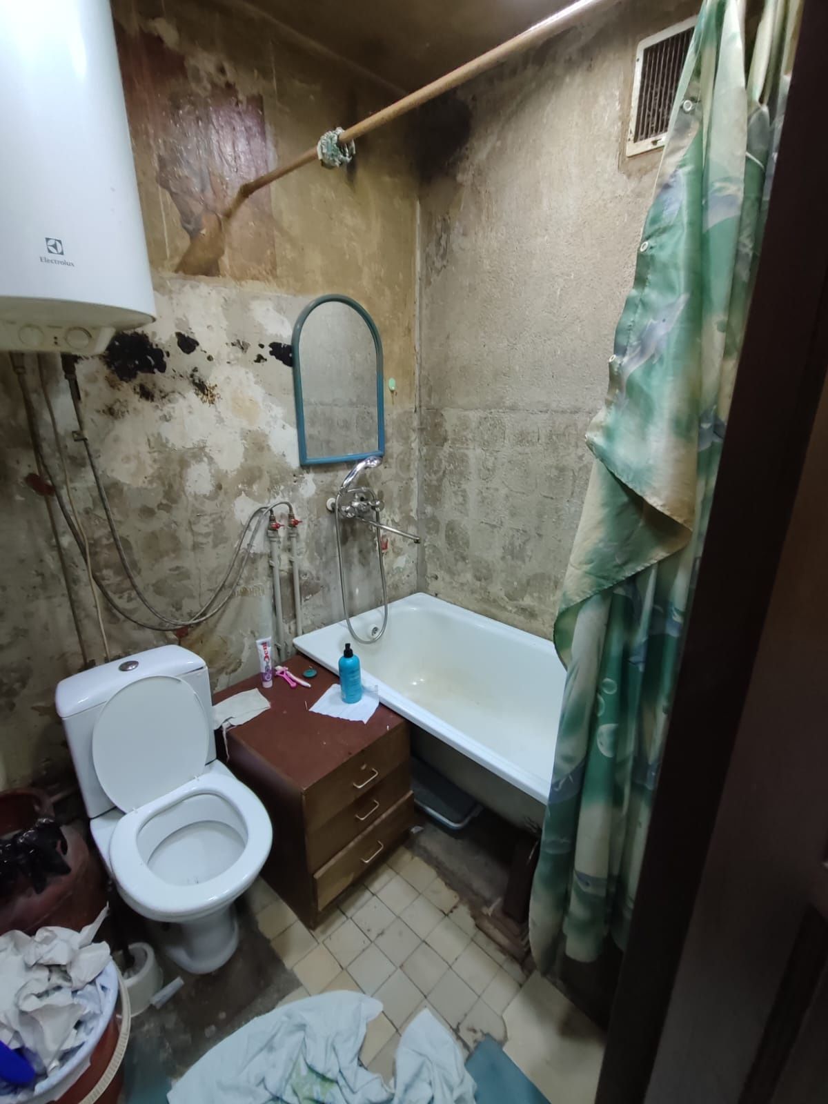 Продам 2 комн квар. 2-38-1-Этаж.