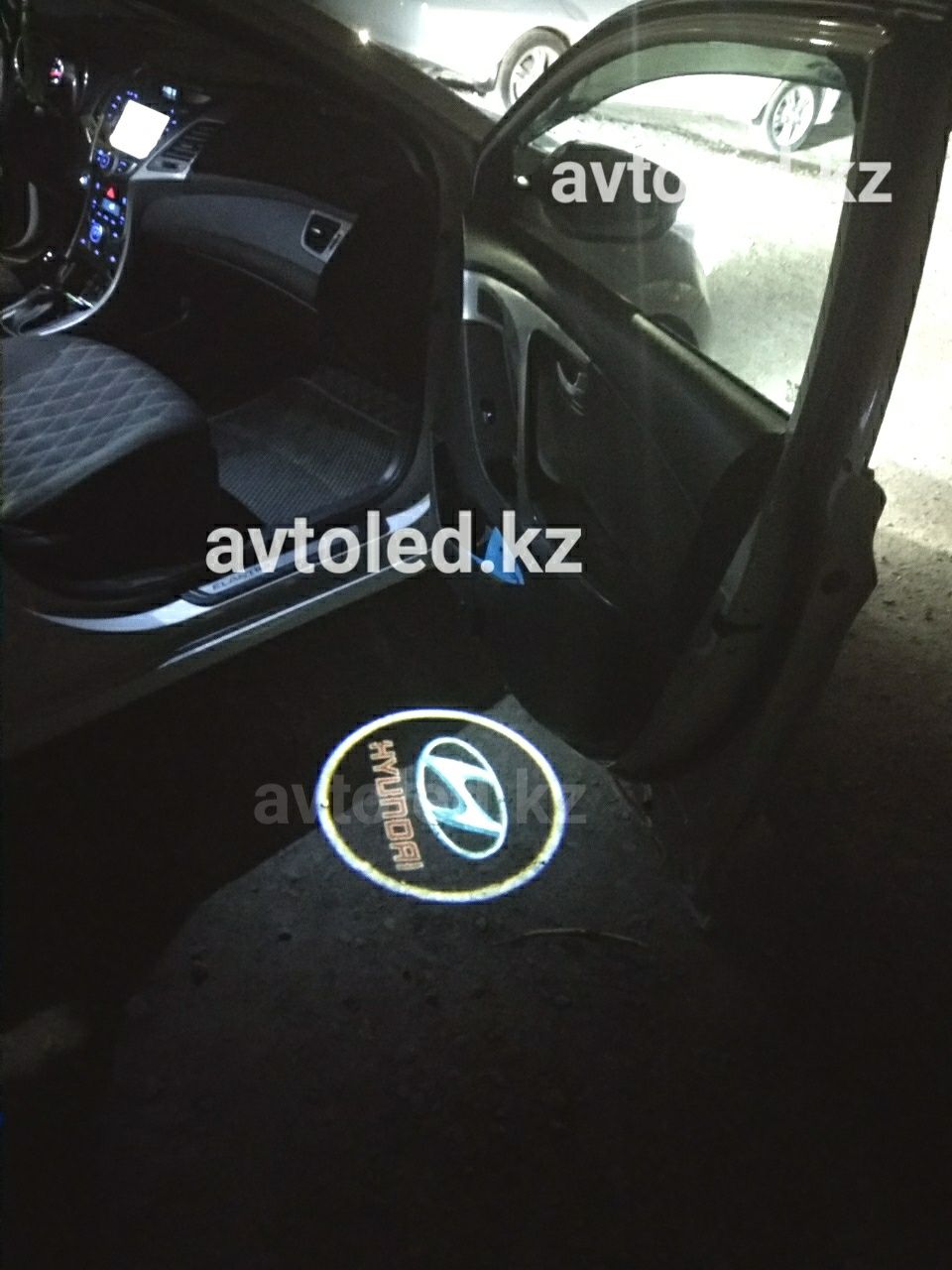 Лада подсветка двери лого авто на все модели LED тюнинг подарок мужчин