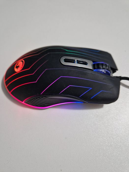 Mouse Marvo 313 cu fir