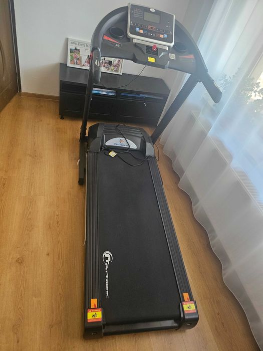 Band de alergat FitTronic D550,inclinatie 18%