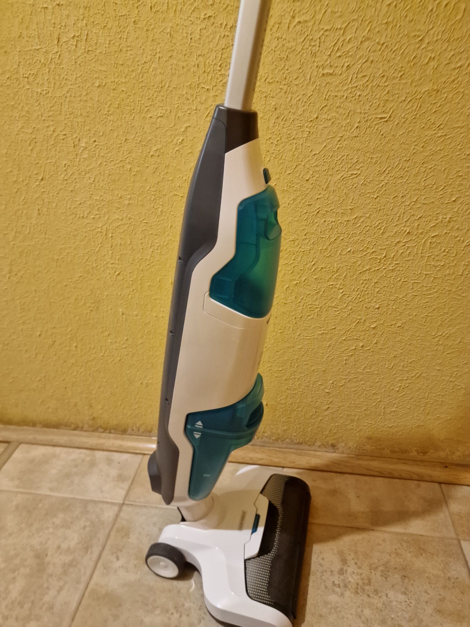 Акумулаторна Прахосмукачка 2 in 1 Leifheit Regulus Aqua PowerVac