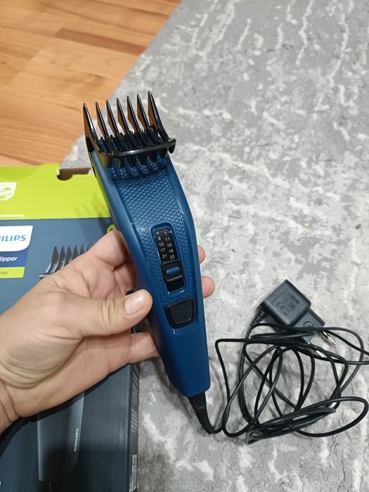 Mașina de tuns Philips