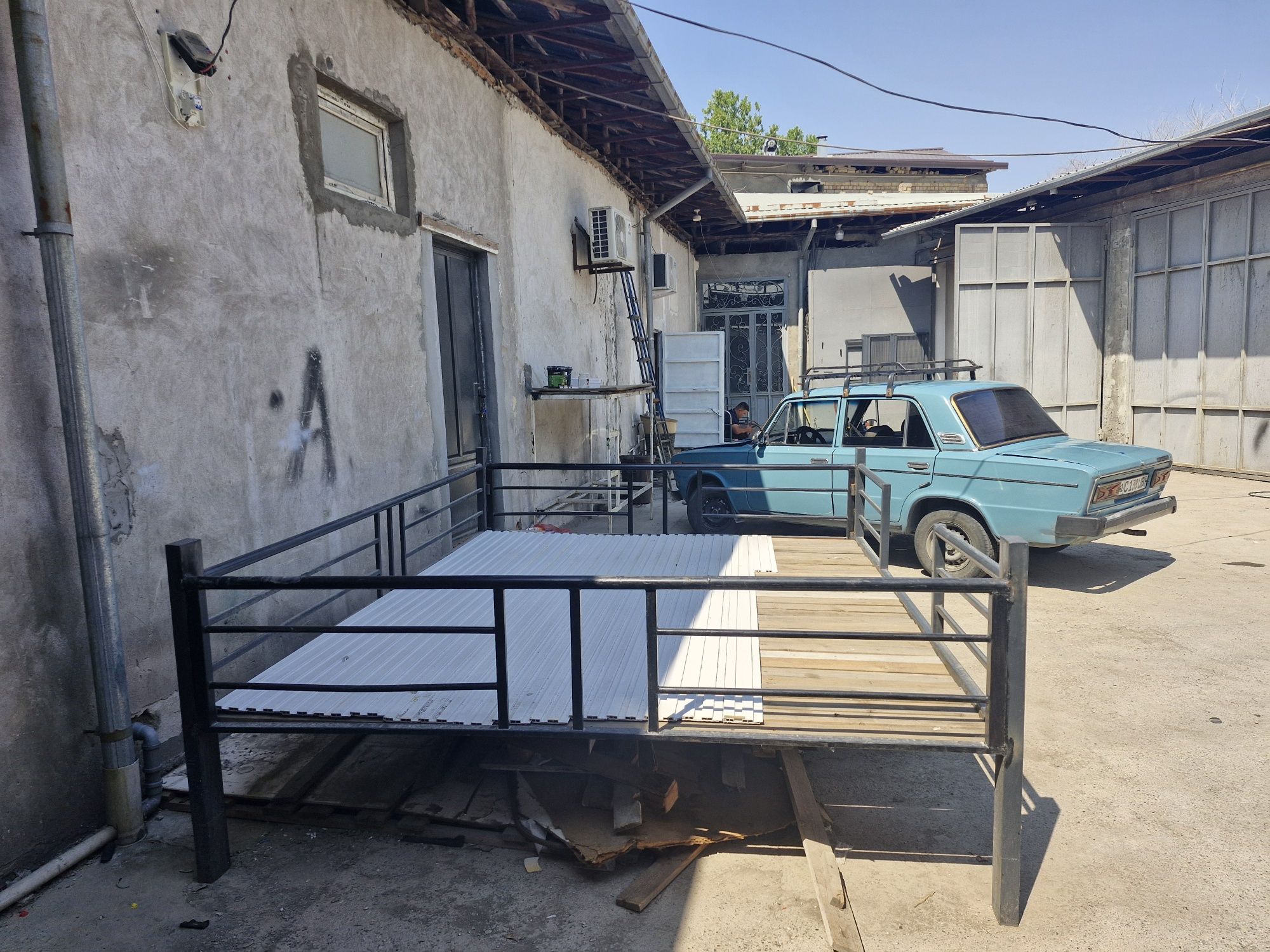 Каравот. Тахталари билан
