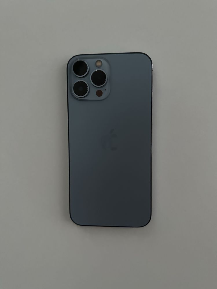 iPhone 13 pro max 256 гб голубой